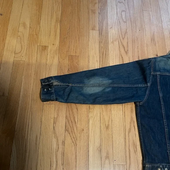 Levi's Classic Blue Denim Collarless Jacket with Tan Stitching - Picture 10 of 13